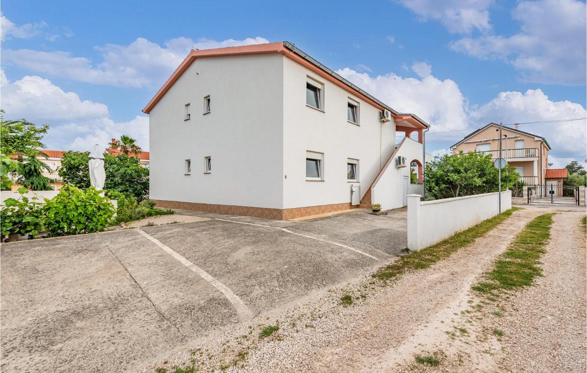 Cozy Apartment In Vir With Kitchen Εξωτερικό φωτογραφία